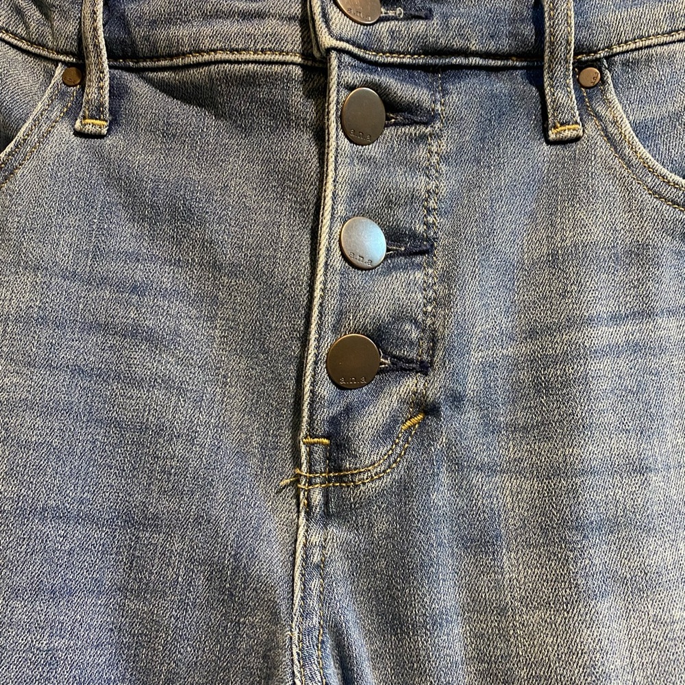 Ladies jeans